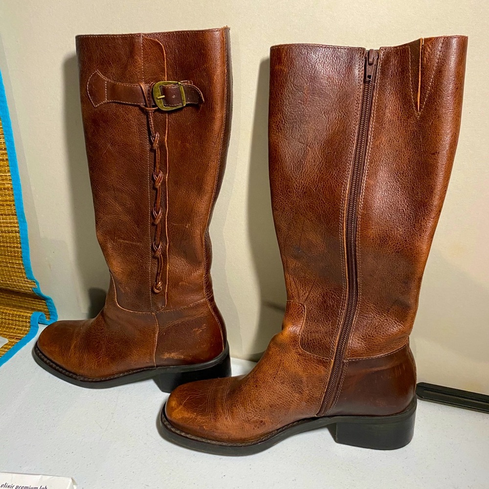 Leather boots made in Brazil